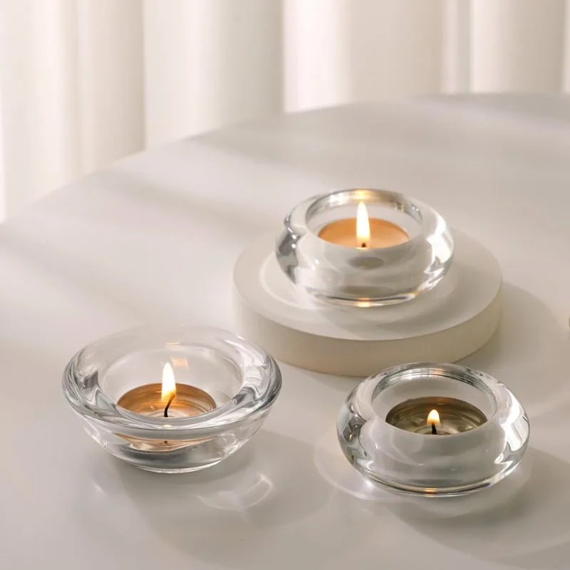 candle glass cracked