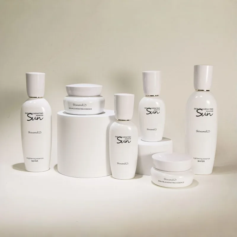 Skin Care Bottles Packaging 50g100ml Cosmetic Bottle Supplier