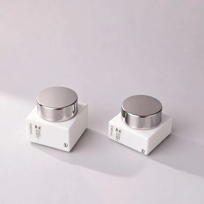 30g 50g Hot Sale Luxury Cosmetic Packaging Glass Jar Cream Jar Custom logo Cream Jar