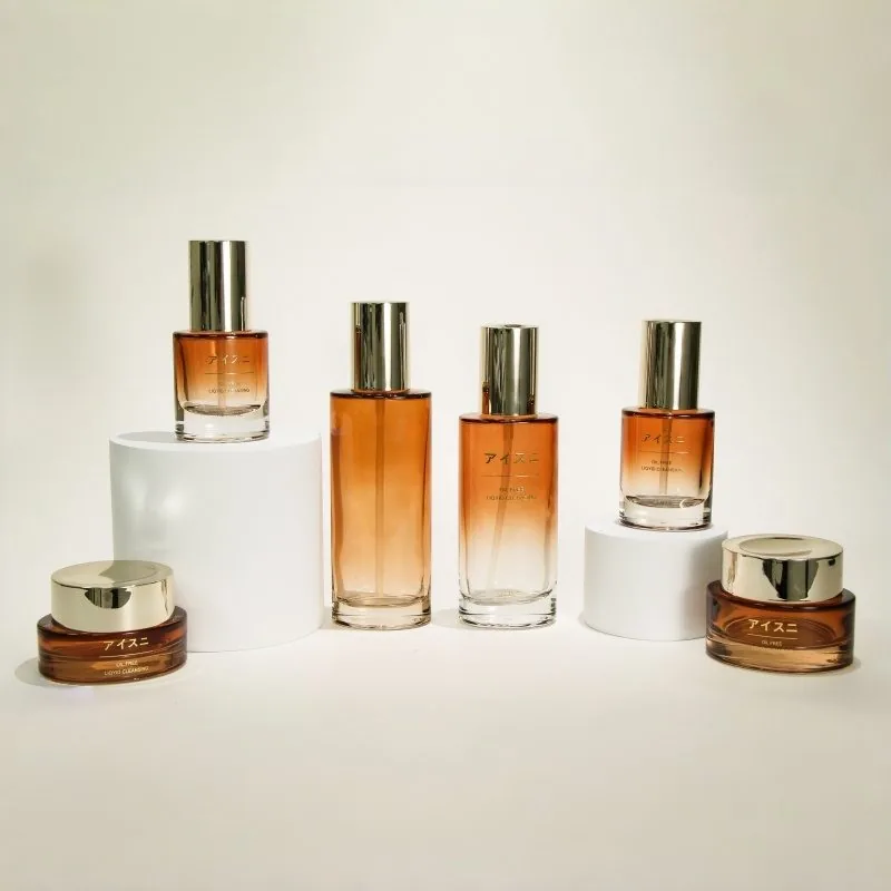 O popular frasco de beleza com embalagem de vidro oval