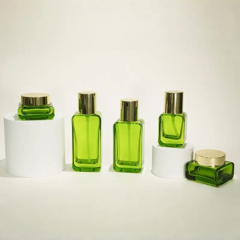 Flat Square Glass Bottle Cosmetic Packaging