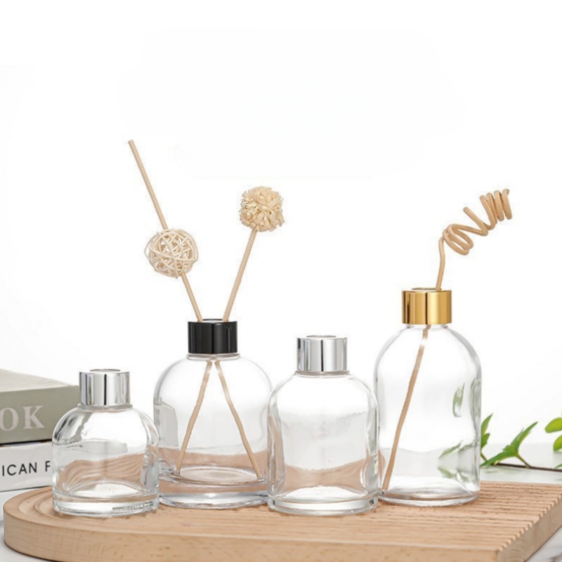 Nordic minimalist hanging clock aromatherapy bottle evaporator ornament