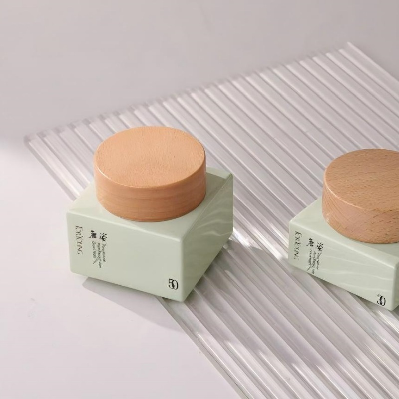 30g 50g Hot Sale Luxury Cosmetic Packaging Glass Jar Cream Jar Custom logo Cream Jar