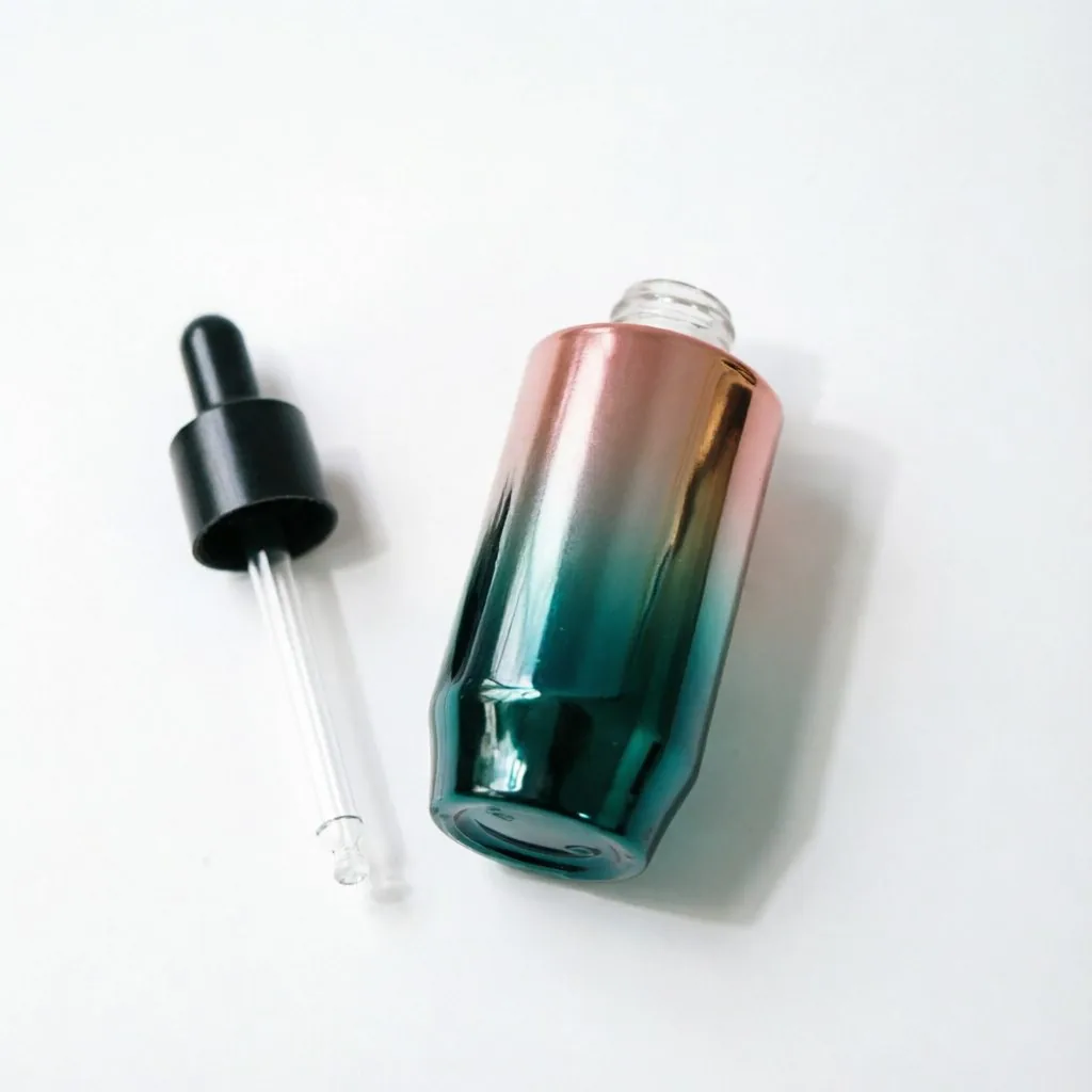 Iridescent Gradient cam damlalıklı şişe
