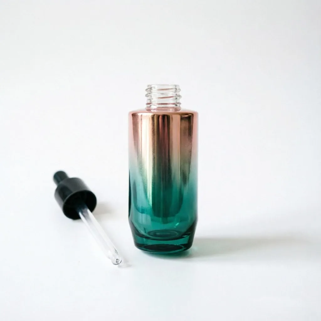 Iridescent Gradient cam damlalıklı şişe