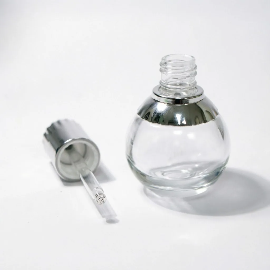 Round Glass Aromatherapy Bottle with Silver Cap 30ml