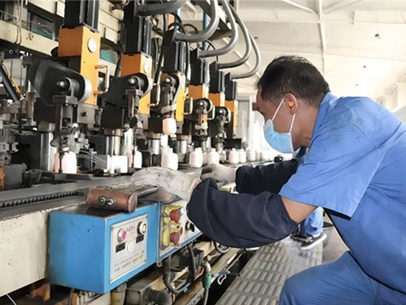 The Story Behind Beautiful Cosmetic Glass Bottles ​– The Fruits of Chinese