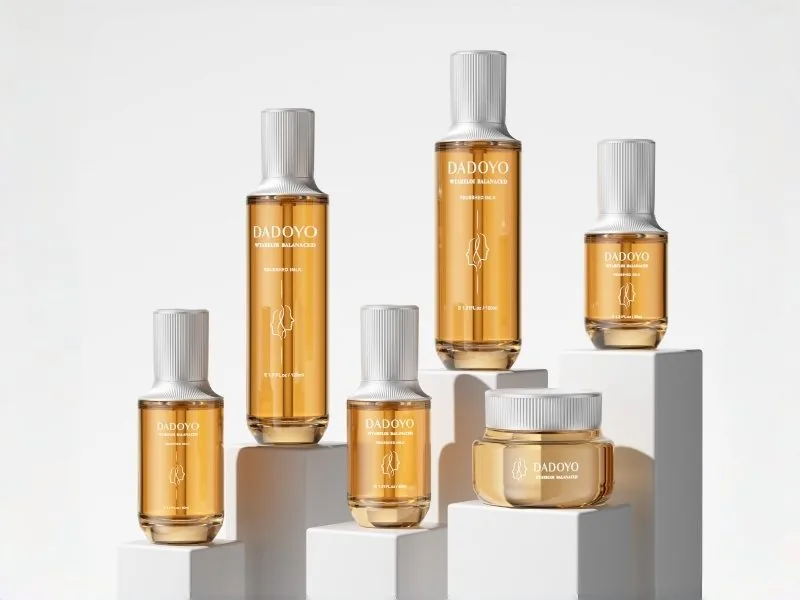Frosted vs Glossy Glass Bottles: Which Finish Is Better for Cosmetic Packaging?